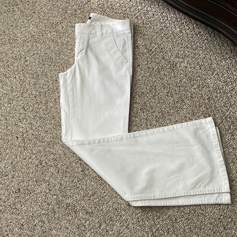 GAP WHITE cotton wide leg pants. Excellent new condition!